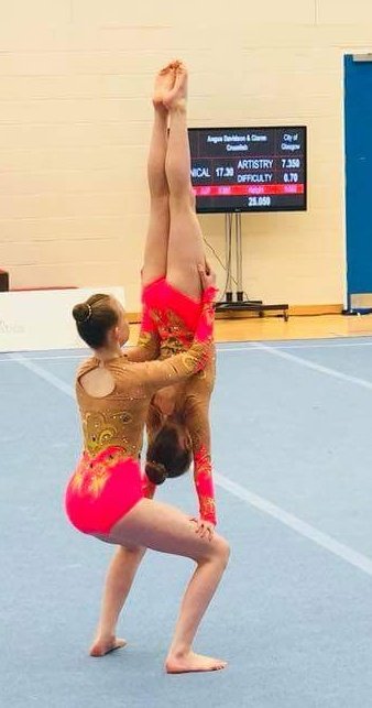 Wiganacro's tweet photo. Anna and Ella.. fab routine.. x https://t.co/rePRCjU4Gr