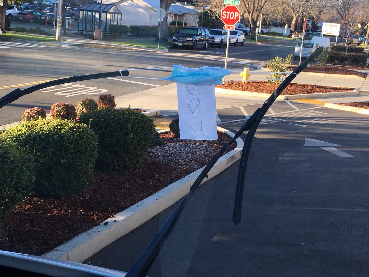 RBerge21's tweet image. THIS is how you start off a good shift. Love my coworkers! #EMS #EMTproblems #KCCO