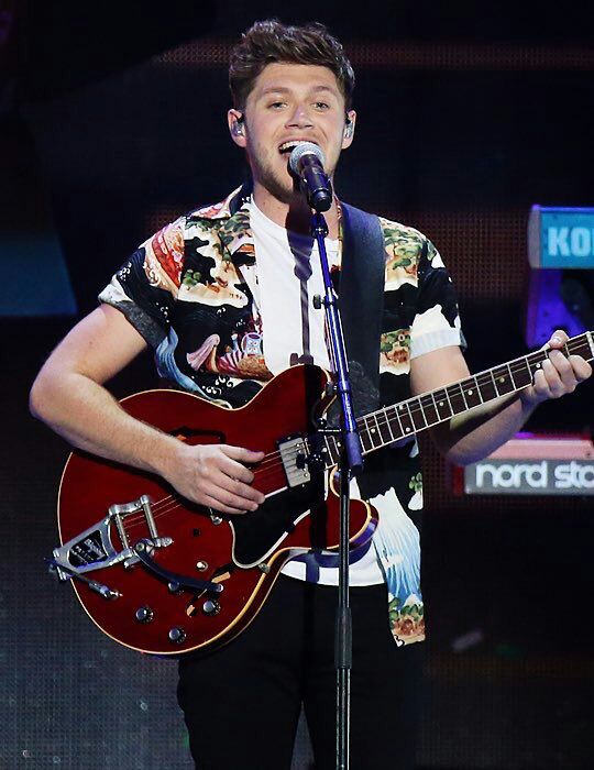 Tata20041D's tweet photo. RT to Vote

Dieciseis

#SlowHands #BestLyrics #iHeartAwards by @NiallOfficial https://t.co/Yi05YuHcLZ