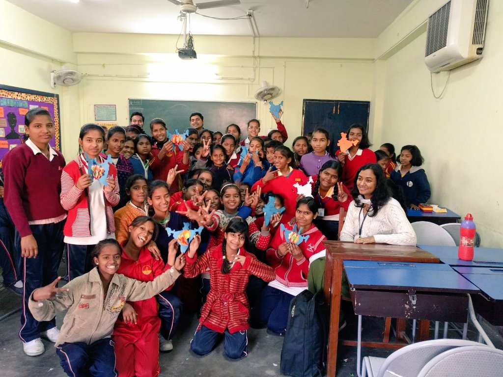 joshiisrocking's tweet photo. Look closely @ the cards😊 TCSers @ Lko spent the weekend with the students of Prerna Girls @People_TCS @prerna1407 @joyranadive #TCSEmpowers https://t.co/pMTZpGVfBu