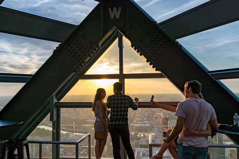 lovegritphilly's tweet photo. #DealFeed: Score free admission to @phillyfromtop today 9 am-noon in honor of Ben Franklin's 312th birthday: https://t.co/qKnrm8hOaq https://t.co/79878j3Tzx