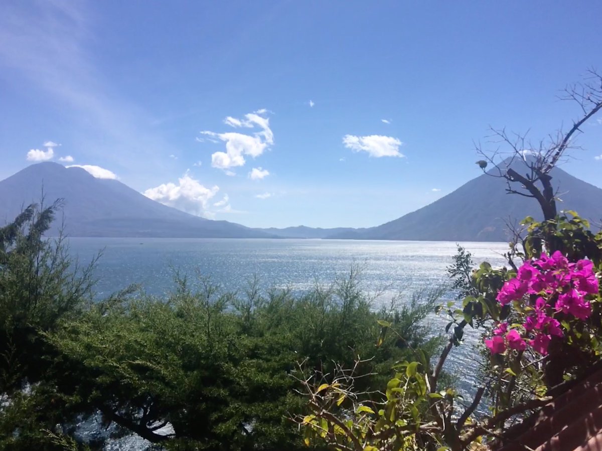PerlaCastro's tweet photo. Maravilloso Panajachel ❣️🙏🏼ooommmm
#Peaceful #Serene #PerhapsyouneedalittleGuatemala
#visitGuatemala
#wonderfulAmatitlan https://t.co/qhZZE948xQ