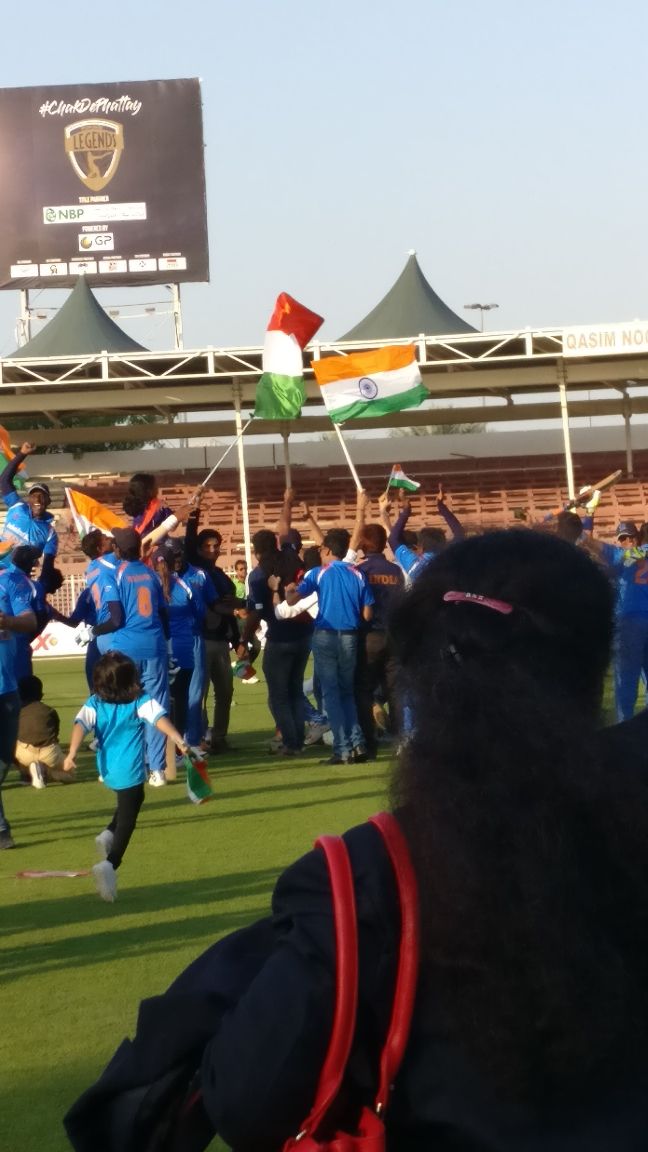blind_cricket's tweet photo. Moments of tear and joy. This is what defines a sportsman!!
#worldchampions #TheOtherMenInBlue  #INDvsPAK https://t.co/d8iCUBeOxr
