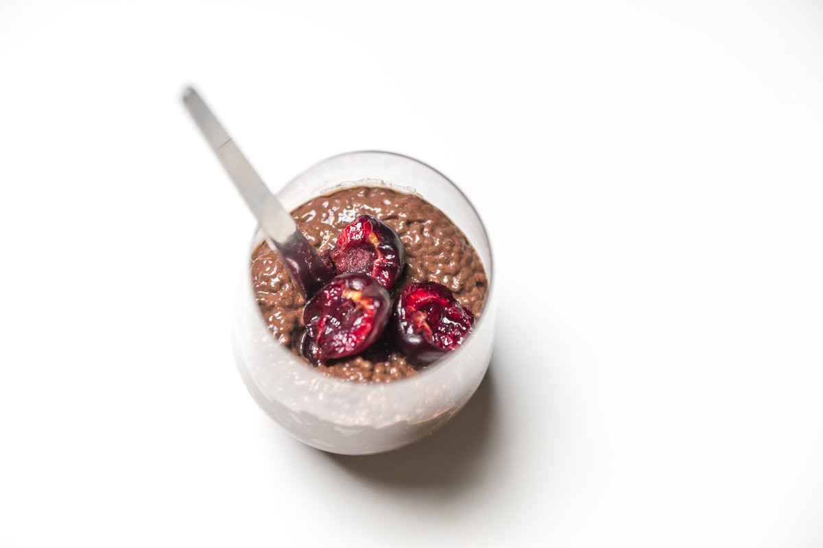 LIVINGDAILYDOSE's tweet photo. Chocolate Cauliflower Pudding! #chocolate #pudding #cauliflower https://t.co/1ByGcNpy26