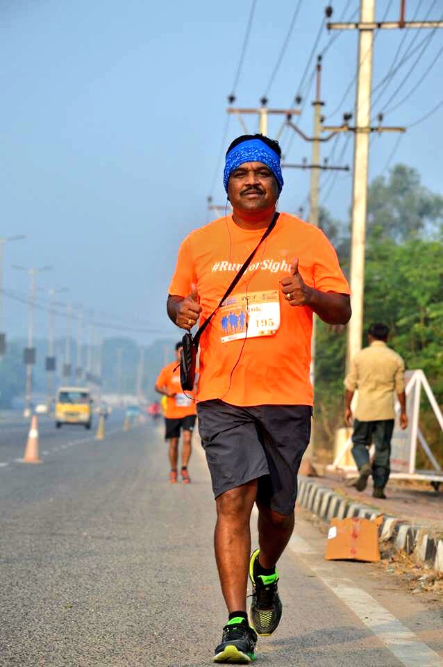 DrSantoshMoses's tweet photo. @OpEyesight Sight Runners turned up for the #WinterHalf Peerancheru Runners Half Marathon in full form. Some pics from the run. https://t.co/Nal05BL86R