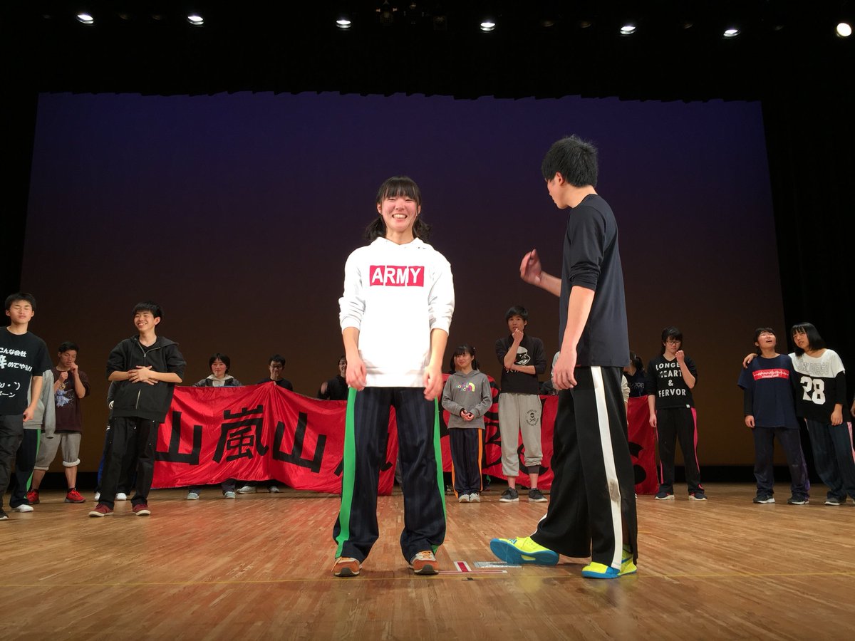 wa0902mo's tweet photo. 明日で 本当に 最後なんです。

大野町総合町民センター
ふれあいホール
13:30 開場
14:30 加納高校
彼の子・うみにいく・・・
16:00 岐阜農林高校
◯（ごおる）

みんなが大好きです。
この岐阜農林高校演劇部の
舞台監督をやれたことは
一生の宝です🌷🌷

明日、大野町で
お待ちしてます！⚽️📸🙆 https://t.co/wQWDSCnYRi