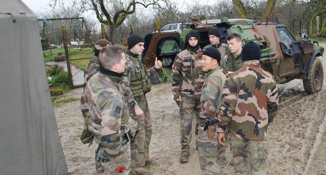 OpexNews's tweet image. Le Gers terrain de manœuvre pour 110 hussards parachutistes de Tarbes ladepeche.fr/article/2018/0… #1erRHP #11eBP #sentinelle #Tarbes
