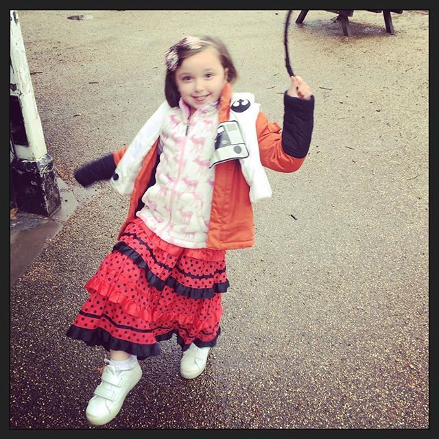 wannyrow's tweet photo. I don’t even have anything to say about today’s outfit!! #starwars #xwingpilot #flamenco #lightupshoes #alwaysastick #kidsfashion https://t.co/uu7C3fodzY https://t.co/mInxobEFsp