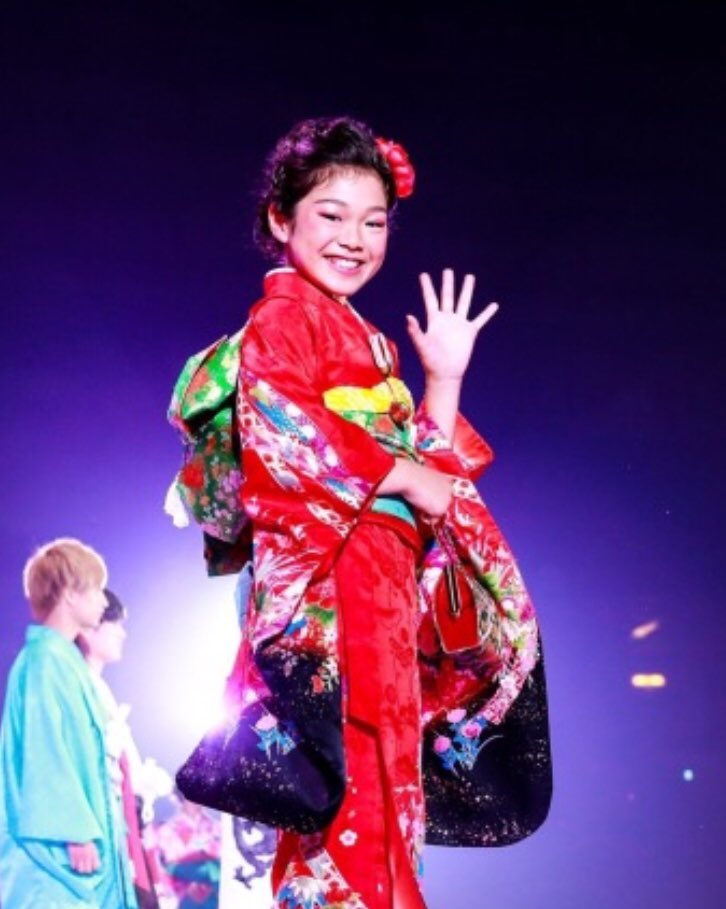 ahamada3939's tweet image. 今日は関西コレクションのAD🌈
何度受けても緊張します🤣
まずは、一次に合格する事✨🙏
昨年の2017AWに出演して今日まで、その経験を次にどう繋げていくかを自分なりに見つめ直してきました！
新たな課題に向けて全力で挑戦していきます👊🏻

#関西コレクション 
#KCEステージ 
#KCE広島校