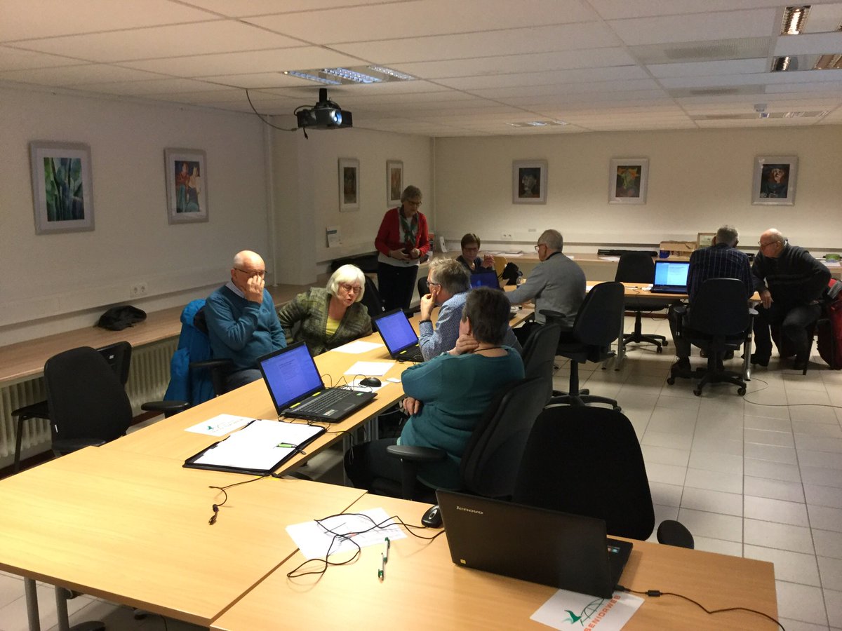 Infomiddag voor aanmelding cursussen in het voorjaar bij <a href="/Seniorweb_ZODr/">Seniorweb ZO-Dr</a>