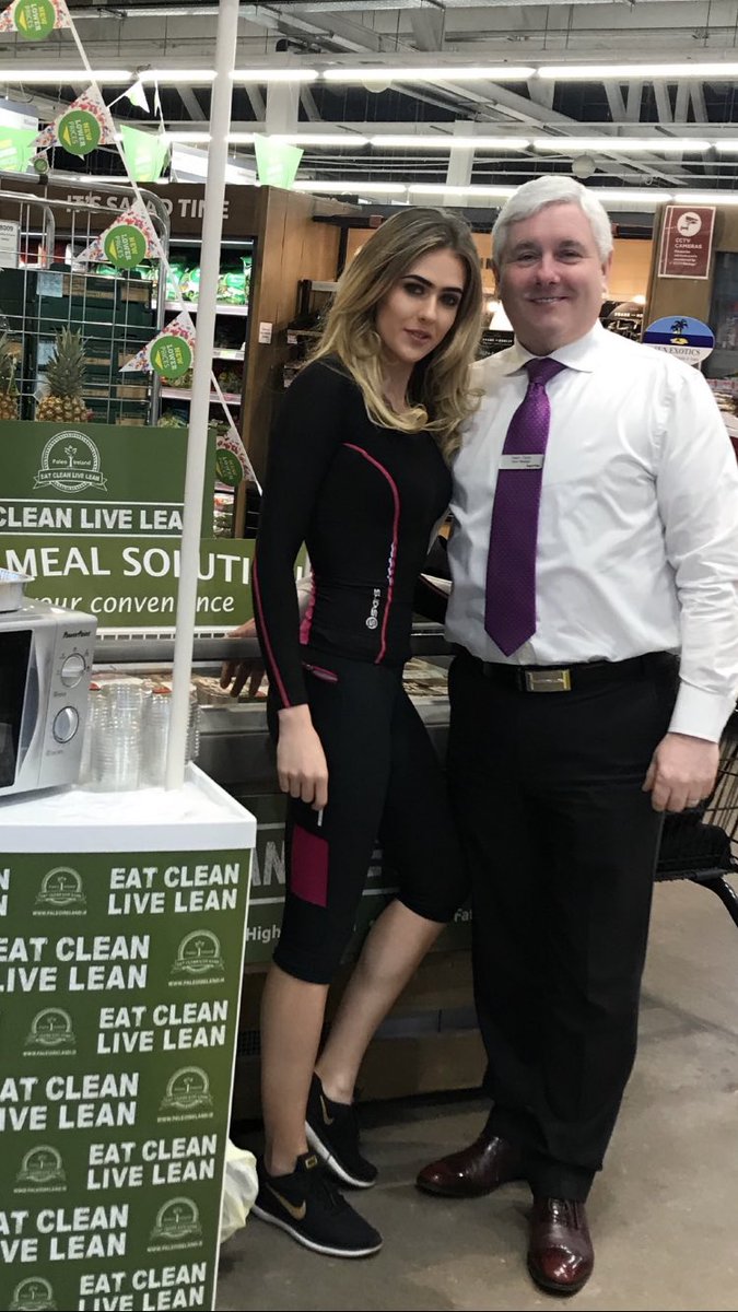 kearalydon0903's tweet photo. Paleo Ireland now sold at SuperValu Sutton ! Great morning doing in-store promotions! Hope you got your free tasters 😜 #brandambassador #eatcleanlivelean #promotions #instore #fitnessgirl #paleo #health @IrelandPaleo @SuperValuIRL https://t.co/TWnNDDtHNr