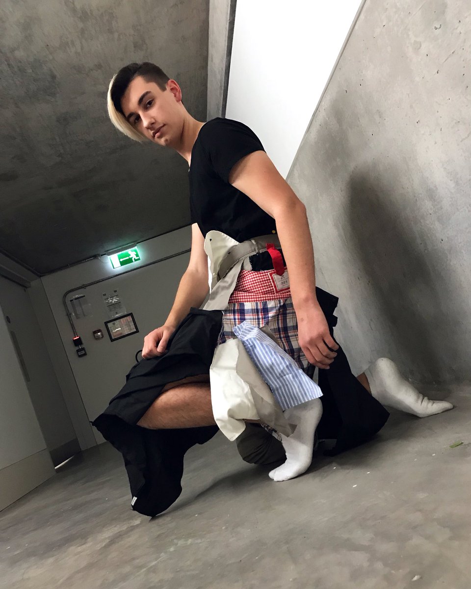erinmaerave's tweet photo. Final outcome for Deconstruct/Reconstruct #fashionstudent #garmentconstruction https://t.co/kDOr7VU56a