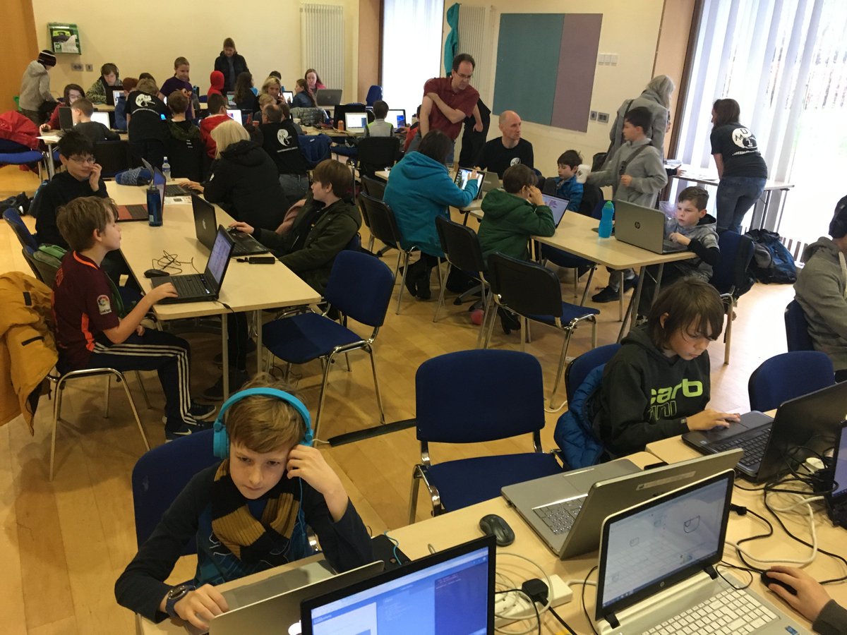 CoderdojoMalahd's tweet image. Another busy Saturday morning at the Dojo!