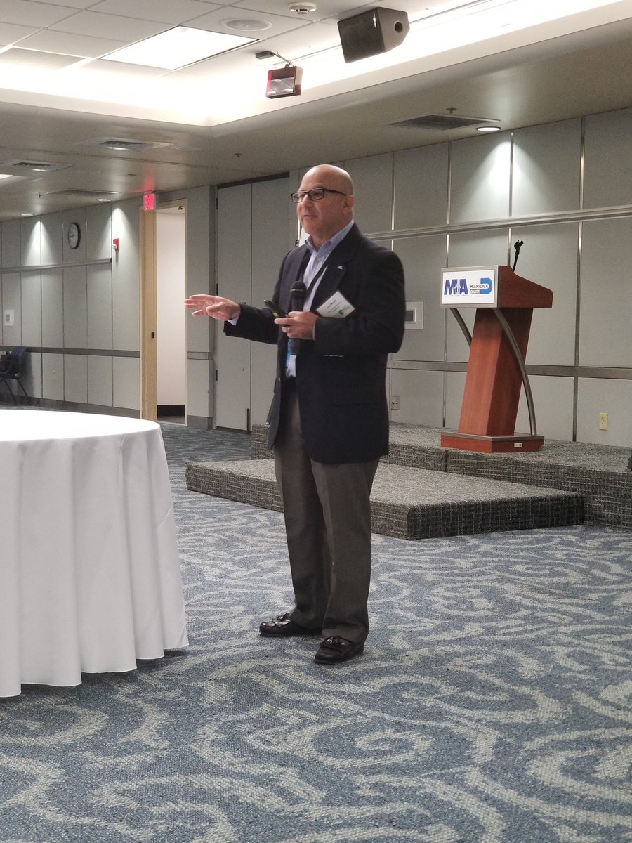 LMMiamiBeat's tweet image. Great speech on resiliency and growth at Miami Int'l Airport! @miamichamber  Speaker: Joseph Napoli #LM39 #leadershipmiami