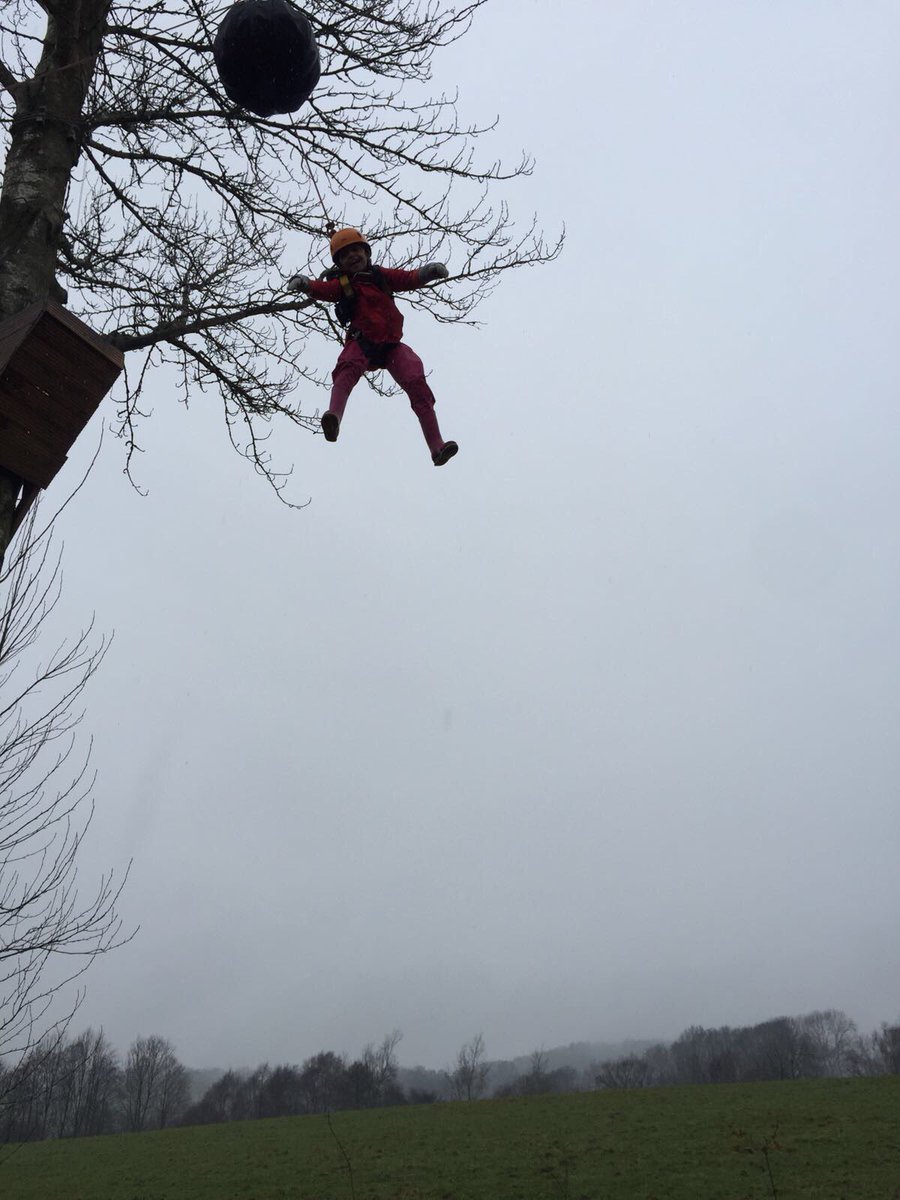AHFScouts's tweet image. It’s never cold when you’re having FUN 😃💪🏼 

A brilliant morning at @BowleyCS with the very professional  @WoodSageOutdoor team. 

60 scout children enjoyed archery, rifle shooting, tomohawks, leap of faith and the zip-line!!