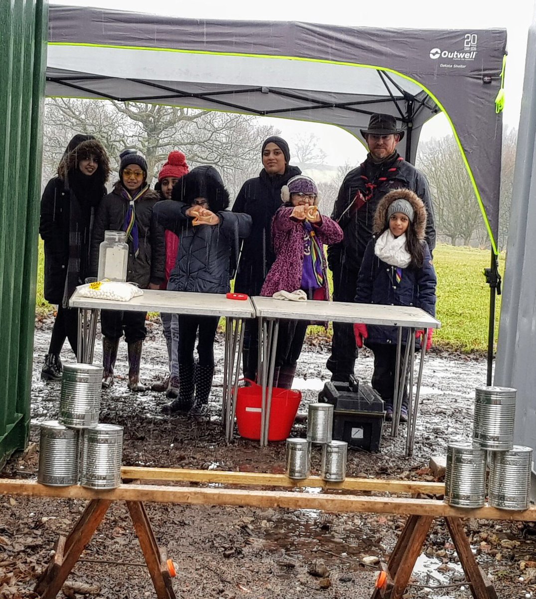 AHFScouts's tweet image. It’s never cold when you’re having FUN 😃💪🏼 

A brilliant morning at @BowleyCS with the very professional  @WoodSageOutdoor team. 

60 scout children enjoyed archery, rifle shooting, tomohawks, leap of faith and the zip-line!!