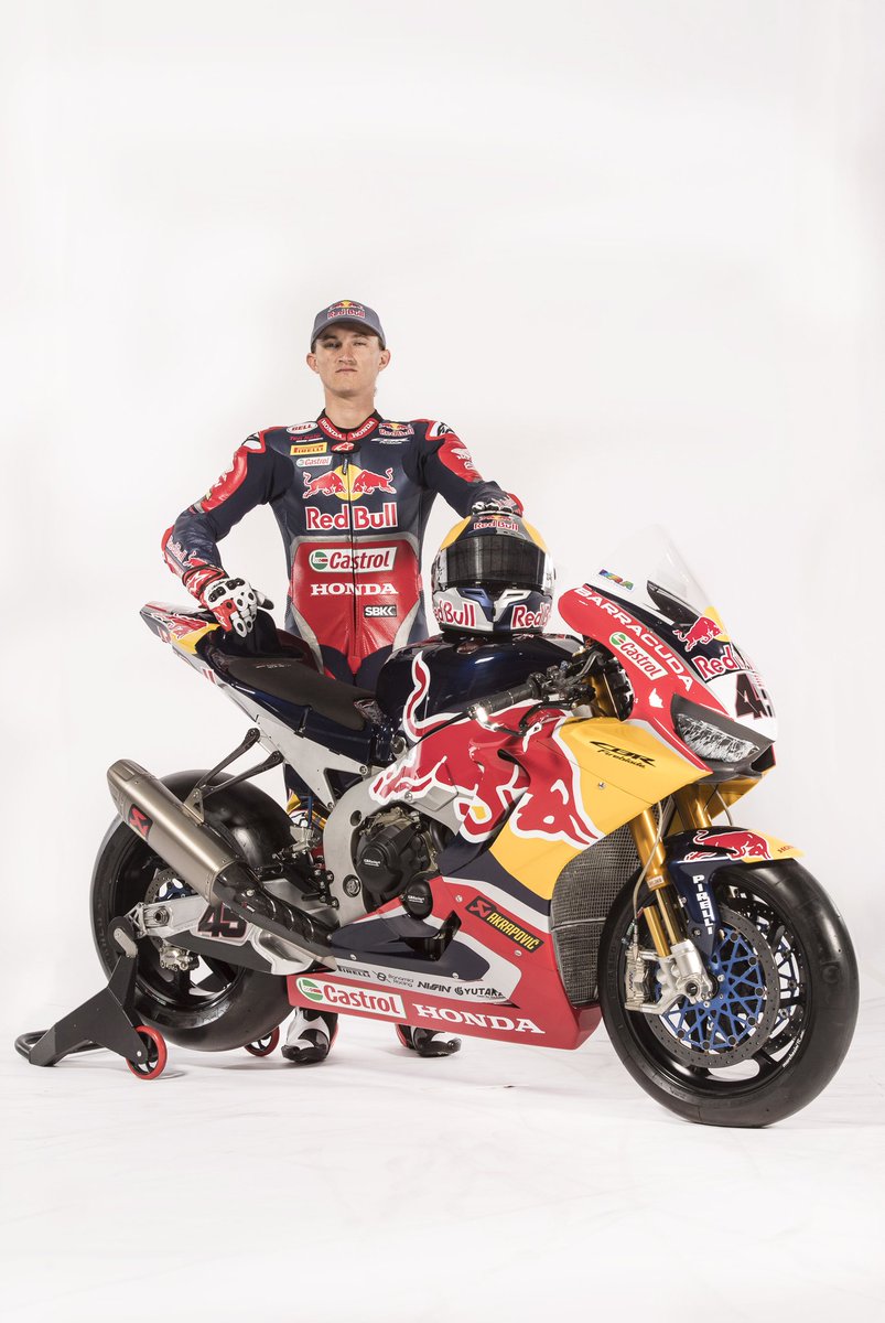 HondaWSBK's tweet photo. Here's @jakegagne in his 2018 colours ahead of #WorldSBK pre-season testing which starts next week in Jerez #RedBullHonda #CBR1000RR #SP2 https://t.co/V67IE3Ekj5