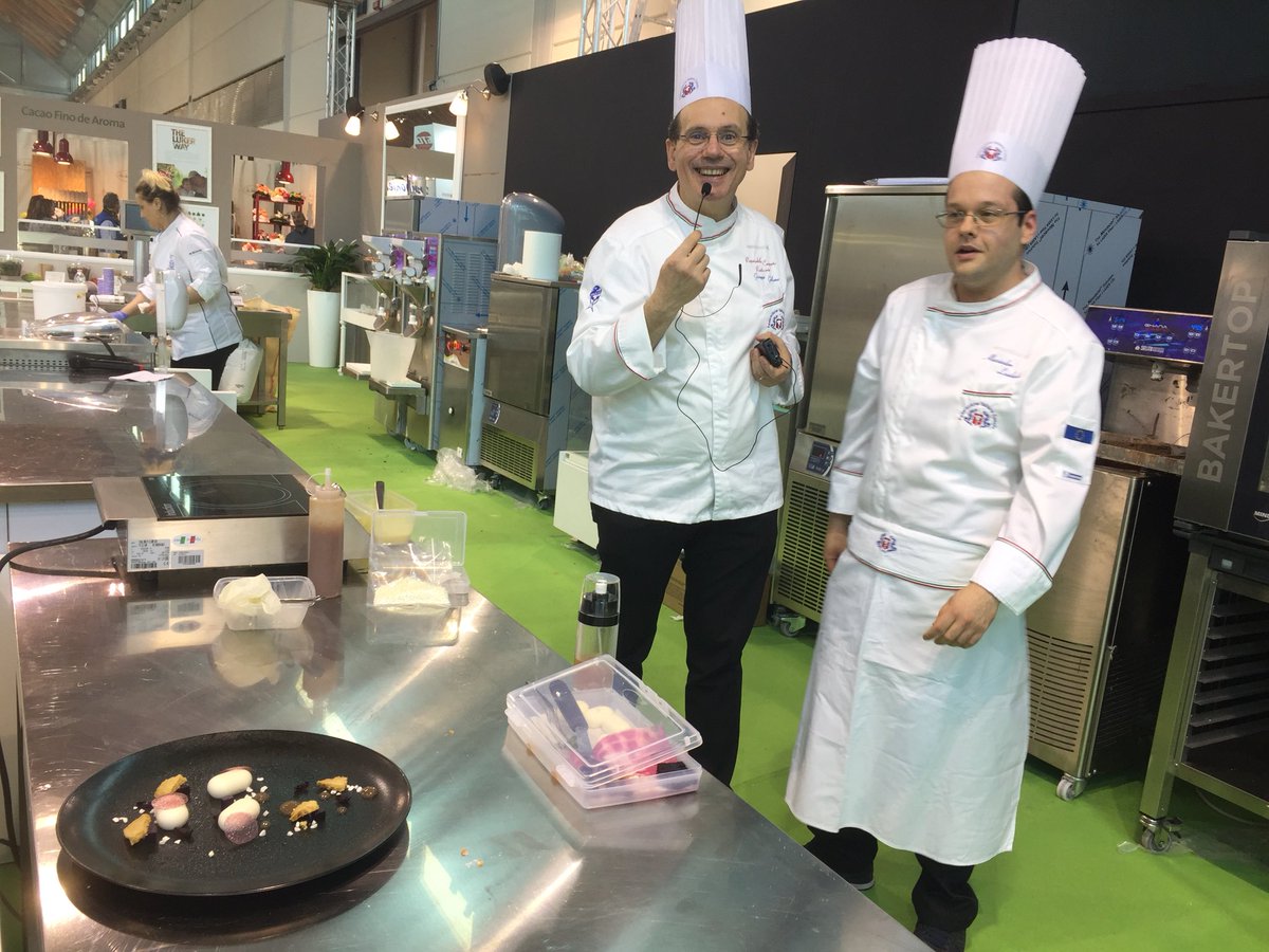Federcuochi's tweet photo. E con pochi passi si arriva al #Lazio #FederCuochi #Conpait #PasticceriaInternazionale @IEGexpo al #Sigep2018 https://t.co/nbhoH4ev5d
