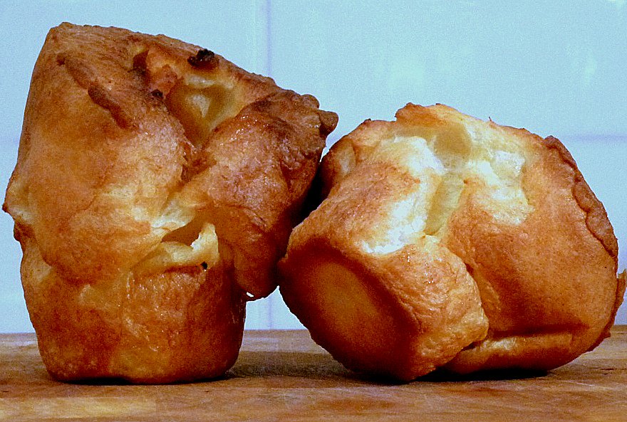The humble #Yorkshire #pudding is a staple part of our #traditional #SundayLunch , <a href="/SundayLunchFind/">Sunday Lunch Finder</a> has been investigating further…… goo.gl/AmjmXh