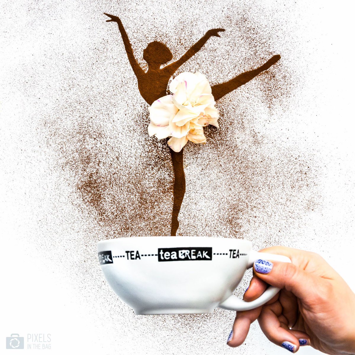 PixelsInTheBag's tweet photo. D a n c e | Some coffee breaks can easily take longer than expected. Have a wonderful and creative weekend (with a bit of snow in some parts of Belgium (lucky you))! 💃☕
 
#Belgium #Brussels https://t.co/T1TaBxP5D7