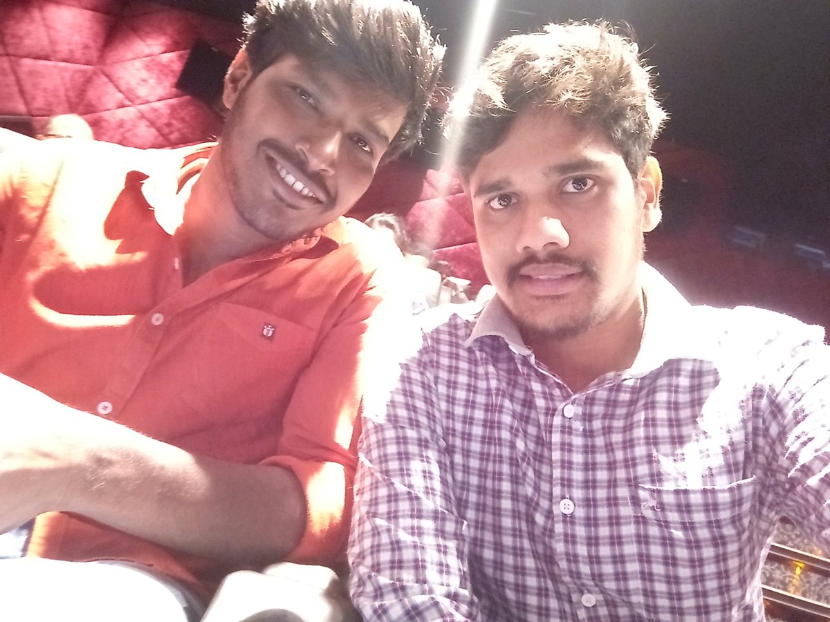 SREENIV41696958's tweet photo. Weekend with Chamak..
Blockbuster hit...
G.T mall house full crowd.. @Official_Ganesh @GaneshFans @shettysuresh67 @tyogesh19 @SimpleSuni @iamRashmika @ShilpaaGanesh https://t.co/1zkVwNcqlq