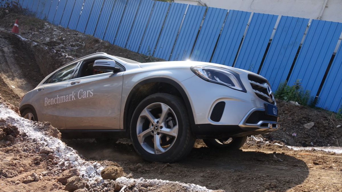 landmarkcarsmb's tweet photo. Pictures from the adventure filled day 1 of the Star Off-road tour at Bharuch and Mehsana
In case you missed it, you can still be the part of this adrenaline-pumping event tomorrow. #BenchmarkCars #CreatingBenchmarks https://t.co/PWNQTHboCB