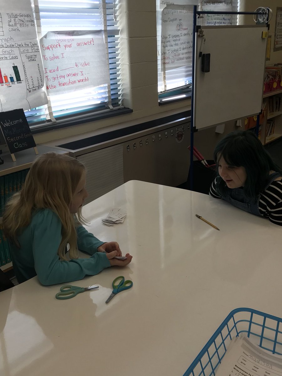 MsMorrell1's tweet photo. Getting to know our facts #flash cards #mathfluency https://t.co/0FXJyF0CrM