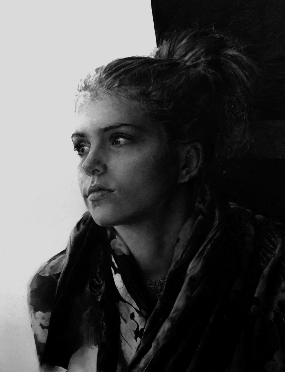 o_pierrepoint's tweet photo. Freya | #Charcoal on paper | 60cm x 80cm #portraiture #drawing #art #artist #artistsontwitter #portraits #commissions  @o_pierrepoint https://t.co/H2D5noGu6L