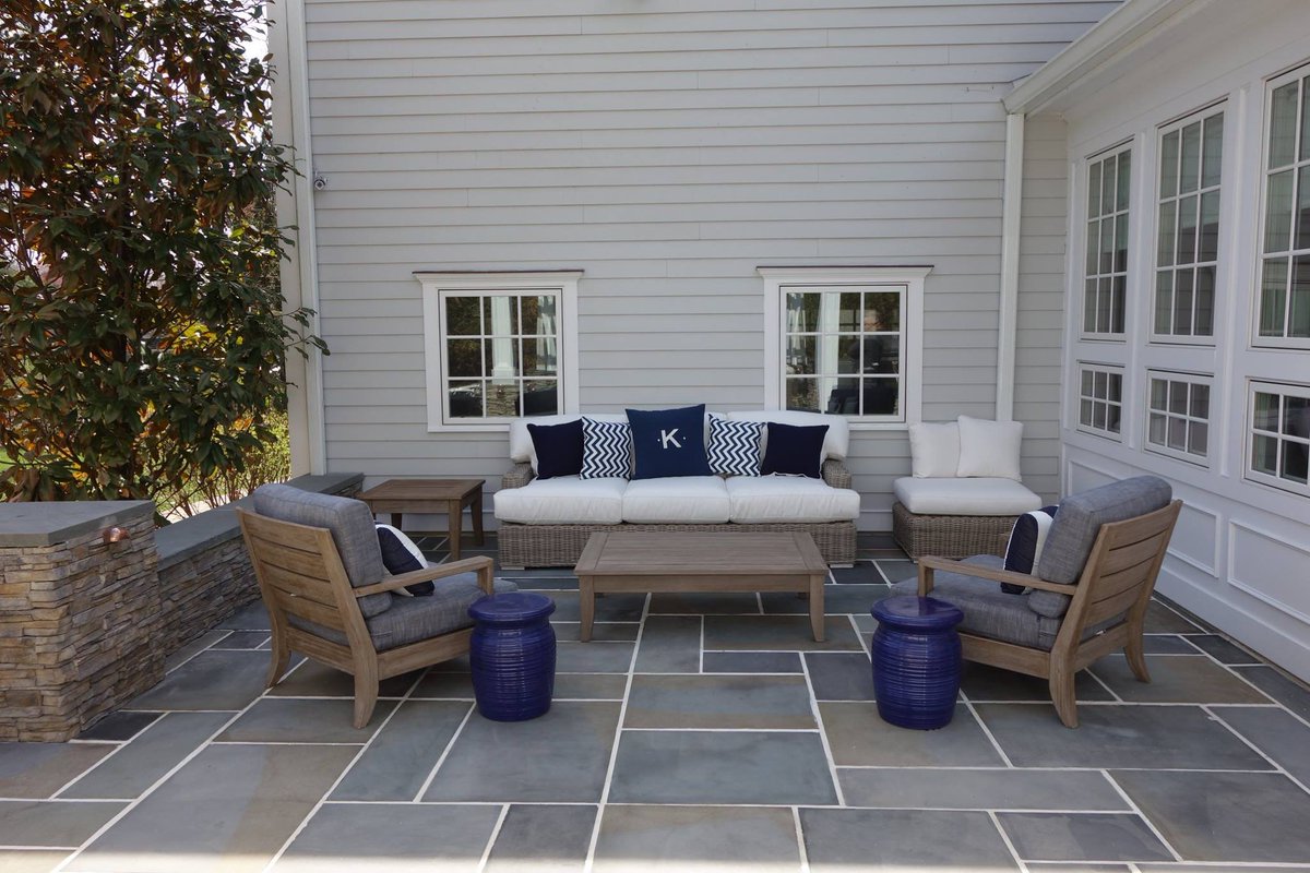 PrimeBuilds's tweet image. Continued.... This one has it all.  Bluestone patio, steps, sitting walls, piers, built-in kitchen, bar, gas start w wood burn fireplace, custom pergola. Fully done by @PrimeBuilds #PrimeConstruction #PrimeBuilds #PrimeConstructionRemodeling #ExcellenceIsAHabit #ThisIsOurWork