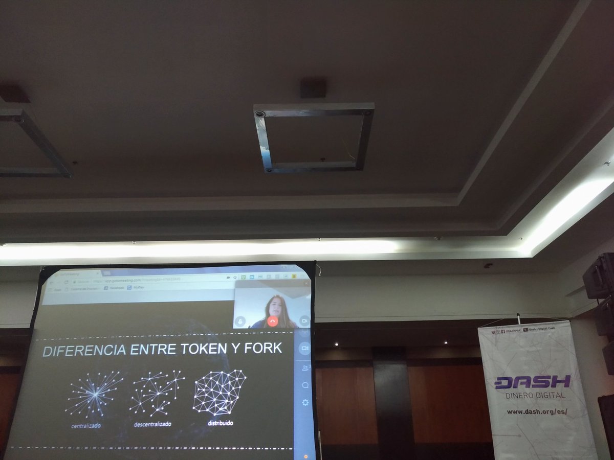 ivanxcaracas's tweet photo. Indagando sobre #criptoeconomy con la gente de @dashcaracas #DineroDigital #RedesDistribuidas #DashCcs https://t.co/AhTLDoB3zs