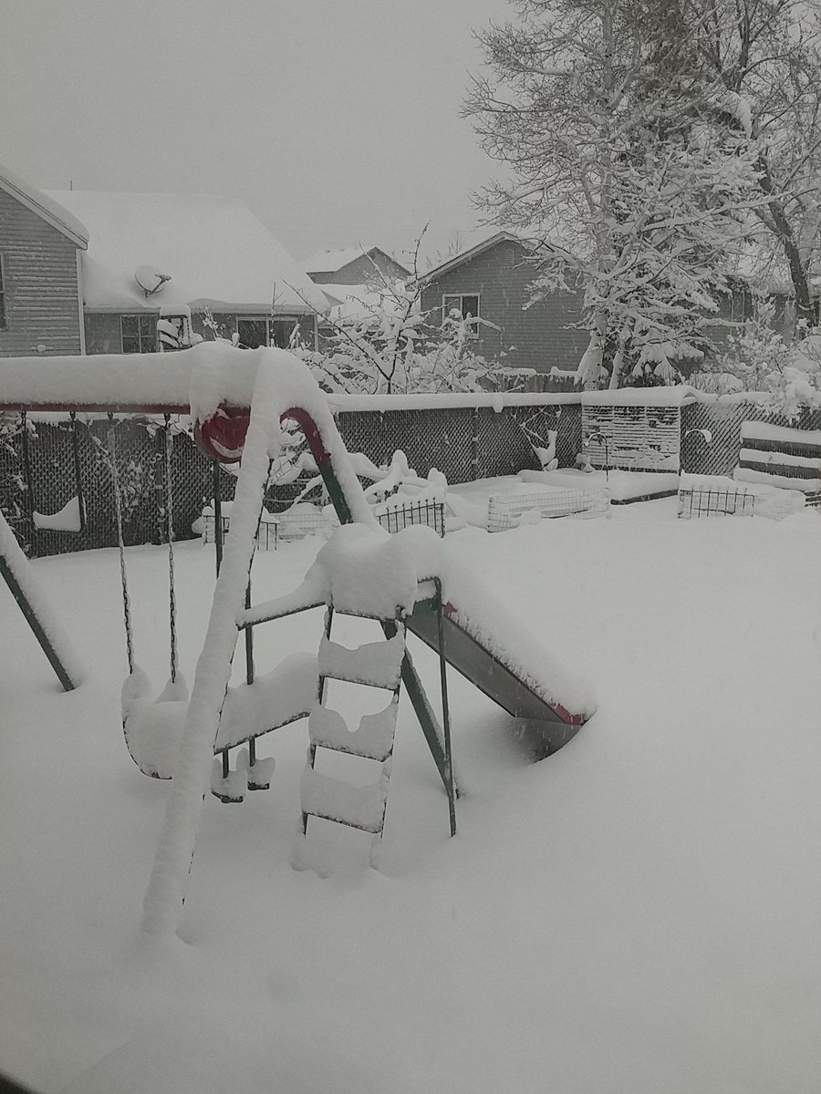 DeweyWx's tweet photo. Go big or.....yep, that'll do. #SnowFinally https://t.co/GywDqKDY6A
