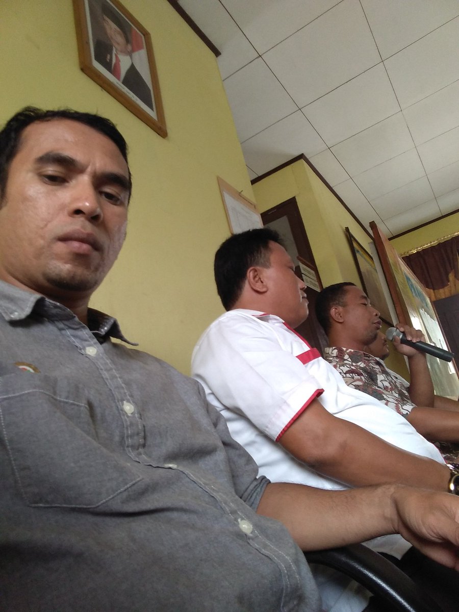 Sopian12081981's tweet photo. Agenda tanggal 20 januari 2018.
Musdes Prioritas Dana Desa Des Kota Baru
#Tapung hilir
#Riau
@jokowi
@EkoSandjojo
@SandjojoCenter
@anwsanusi
@tppindonesia
@KemenDesa
@MrYoesoef
@ferryfadly29 https://t.co/dniBZcgGvH