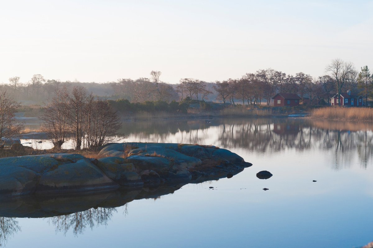 The Stockholm archipelago is just a few minutes away from the city. One of the many ways to experience the Stockholm archipelago is to travel by ferry from island to island. Photo: Jonas Tulldahl/Folio/imagebank.sweden.se