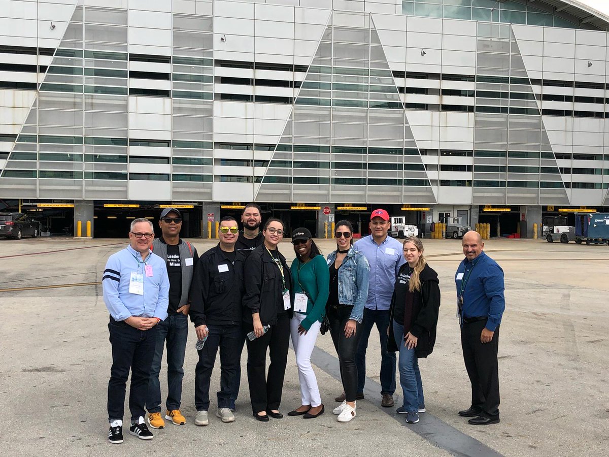 LMMiamiBeat's tweet image. Behind-the-scenes #VIP at MIA @iflymia @miamichamber #LeadershipMiami #LM39 #LMMiamiBeat