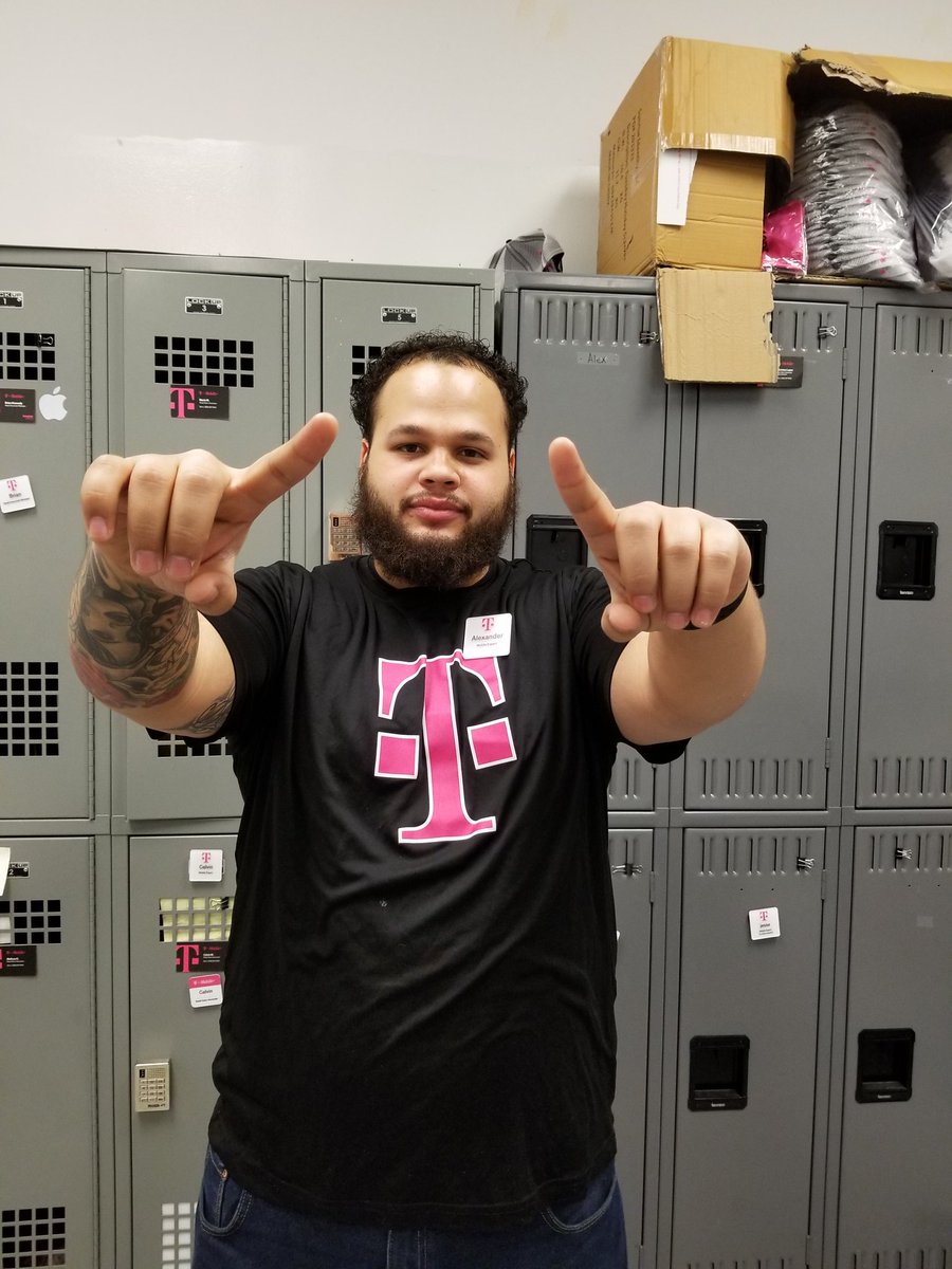Quentin Lam (@QtnLam) on Twitter photo 2018-01-20 15:22:06 Big shout out to Alex making the 2018 high performers list. 41 Posts per month average. NBD #WeWontStop #southernmass @John_Dief Big shout out to Alex making the 2018 high performers list. 41 Posts per month average. NBD #WeWontStop #southernmass @John_Dief
