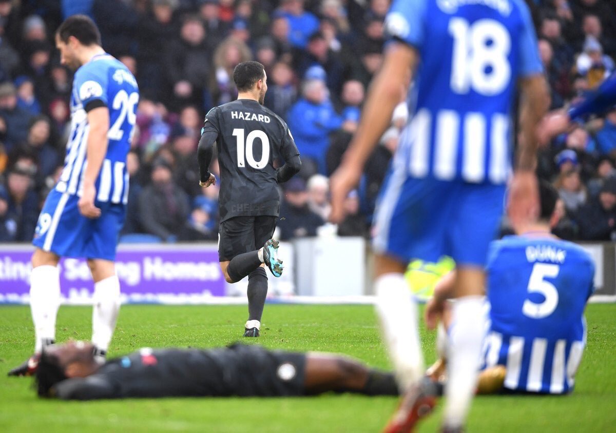 mbatshuayi's tweet image. Hazard &amp;amp; Chill 😂😂😂