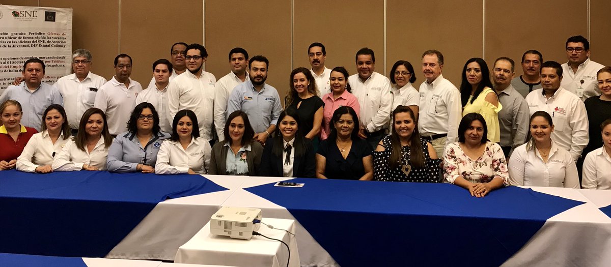 jrbarbosamzo's tweet photo. Reunión de trabajo del SNE Colima con sectores productivos @1campa @STPS_mx @Dario_RamirezM @STPS_UDFT https://t.co/xu7wPTU65c