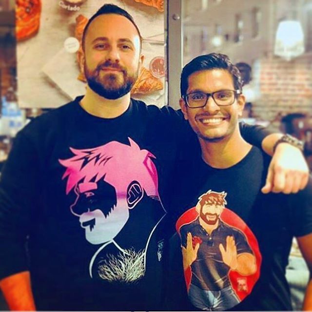 bobobearart's tweet photo. So many people I met yesterday! Here with Mathew @mathemattician, one of the biggest fans of my work!
🐻❤XXLove BOBO BEAR

SWEATSHIRT AND TEE AVAILABLE ON:
Link in bio
https://t.co/FTisah5NjP

Or PM if you are in the UK, I have stock!

#bobobear #bobobe… https://t.co/efqszFpLcl https://t.co/ntIJfxgXyd