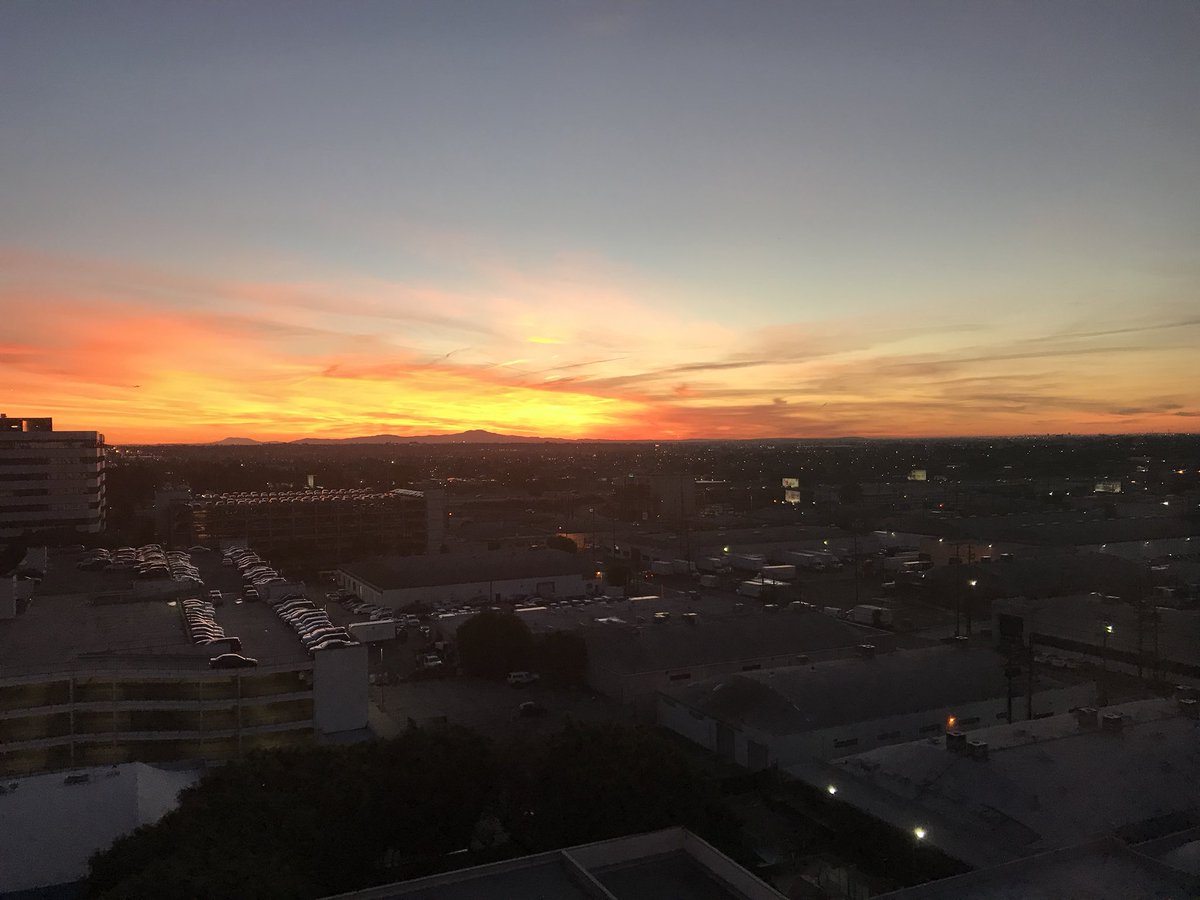 kelovanity's tweet photo. Goodbye #LosAngeles! You’ve been really great! Leaving with a deep heart full of gratitude. Thankful for the #FirstOfManyFirsts 💪🏻 https://t.co/VRWnlAyDMX