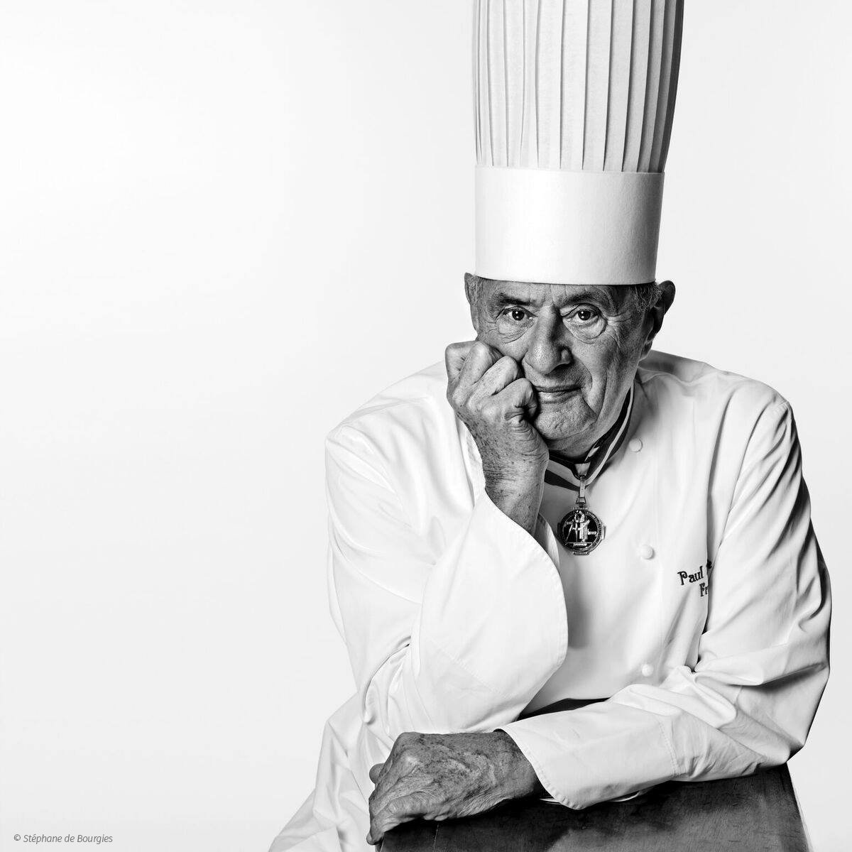 BrunerieS's tweet photo. “Il n'y a pas de bonne cuisine si au départ elle n'est pas faite par amitié pour celui ou celle à qui elle est destinée.” Paul Bocuse #gastronomie #frenchtouch #MonsieurPaul https://t.co/kwvMkZN1o6