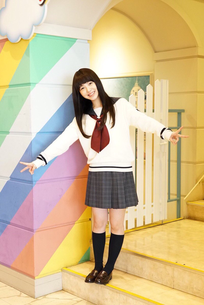 batao0903hamabe's tweet photo. 数ヶ月ぶりの投稿！！
可愛過ぎて死んでしまいそうです😅
楽しみすぎる！公開したら皆さんも是非みに行きましょう！
#浜辺美波 #センセイ君主 https://t.co/4Luqck4TjU