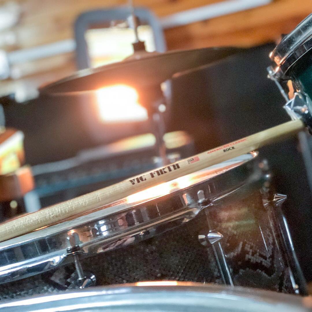 APTF_UK's tweet image. We've been practicing hard in preparation for our gig with the boys in @wearedeaduk on the 31st. We are nearly ready to hit the stage for the first time in 2018!