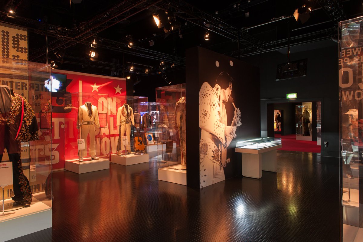 ElvisExhibition's tweet photo. Just under three weeks to go until our #Elvis exhibition closes! 💔
If you are planning a visit now is the time to book your tickets! 

https://t.co/EOm6Kq9oun
#ElvisPresley https://t.co/T2ccSfZs55