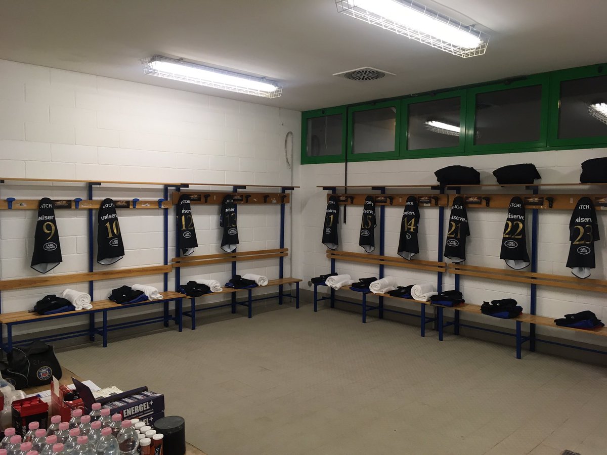 stevemiddy1865's tweet photo. Few pics of the dressing room ahead of our game @bathrugby toilets could be an issue!!!๐๐#pooraim!! https://t.co/BWeat03hea