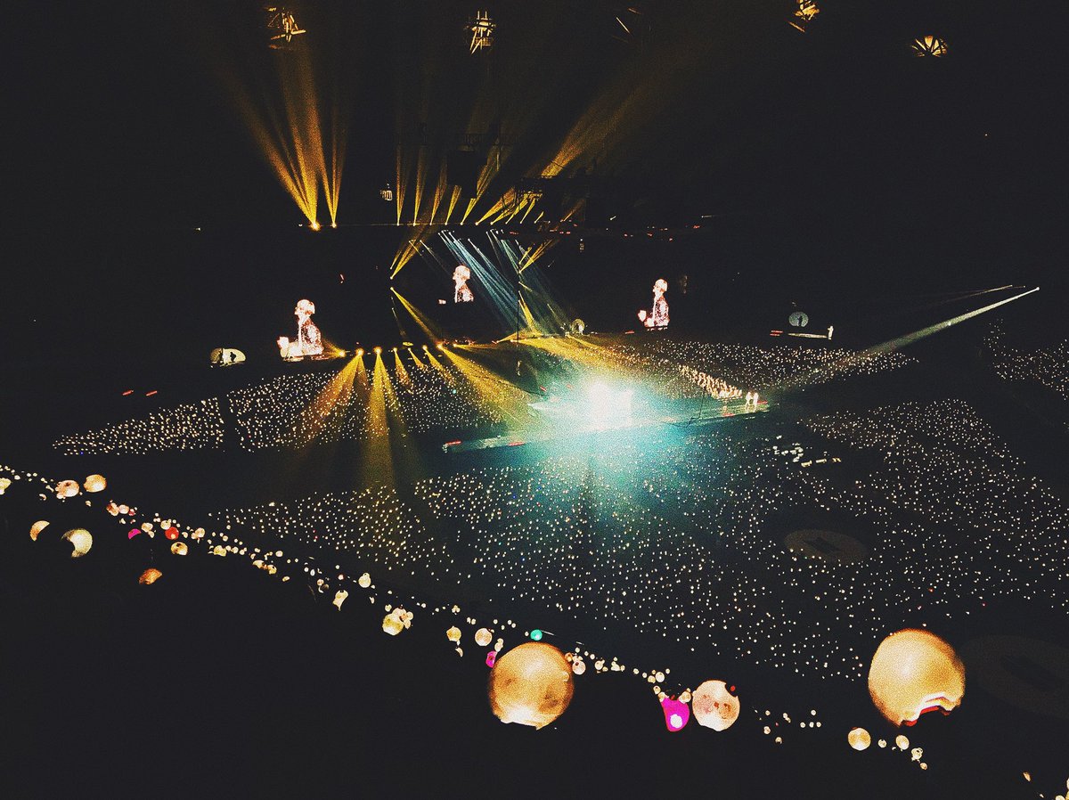 kkyusgcf's tweet photo. someday,
i'll be one of them
i'll shout the chants
i'll wave an army bomb
i'll hear their sweet voices
and i'll see their faces

someday. 🍃🎼

#BestFanArmy #iHeartAwards #BestBoyBand #BTS @BTS_twt https://t.co/oLkusQfX8k