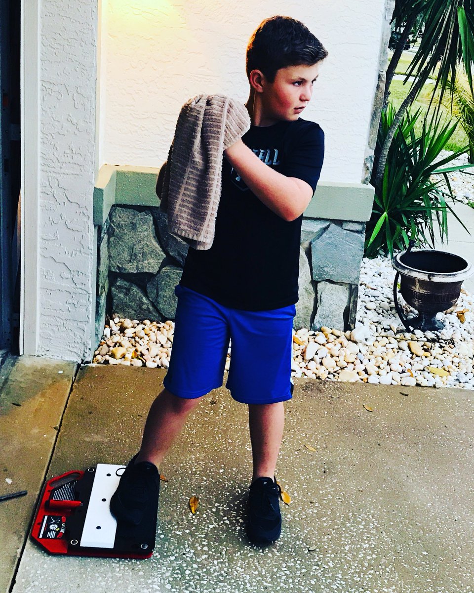 cflis2026's tweet image. #Focus #kingofthehillbaseball #toweldrill