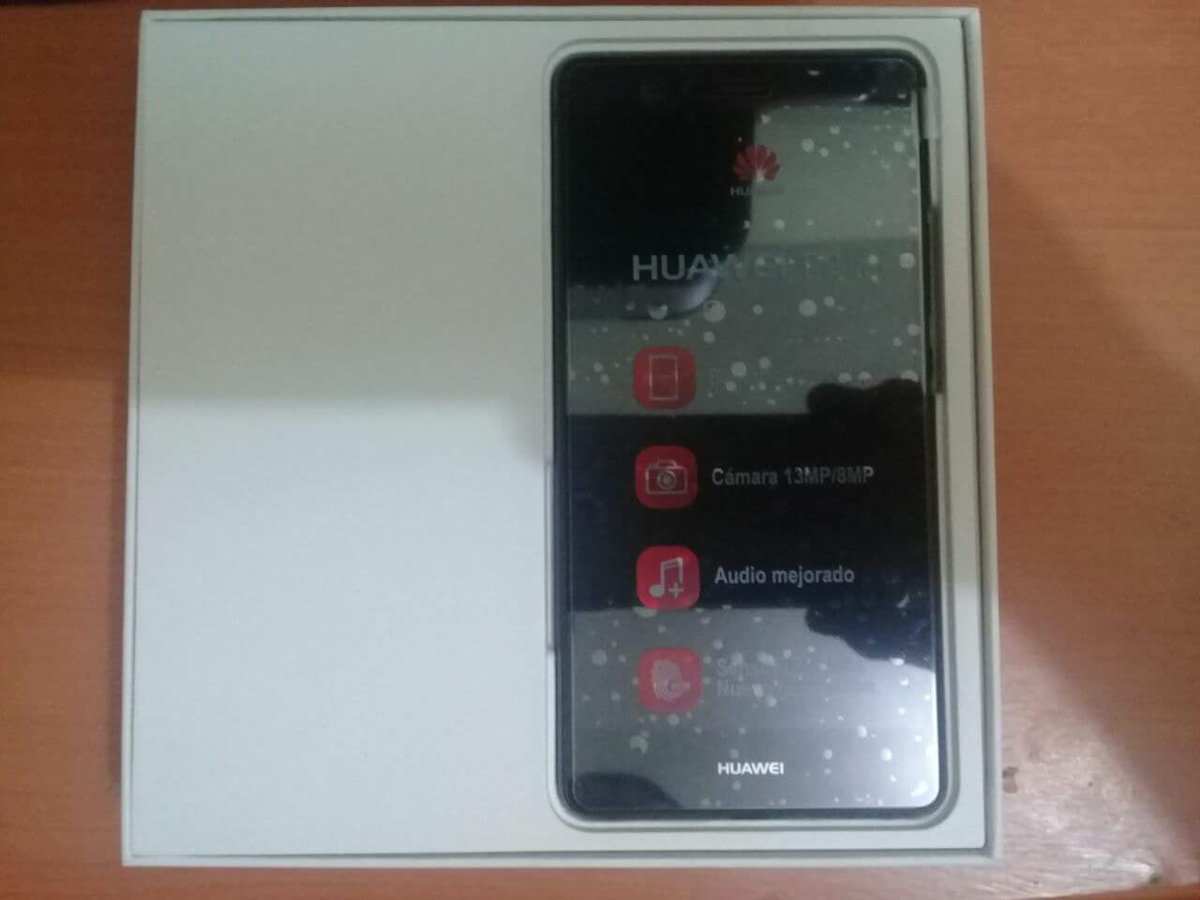 Huawei P9 Lite incluye mica de vidrio y estuche $225.00 <a href="/Mercadolibre_ec/">Vende & Compra Aki</a> <a href="/akyanuncios/">Akyanuncios.com</a> <a href="/promocionEC/">PROMOCIONEC</a> @ventarticulos @ElGuayacoVende