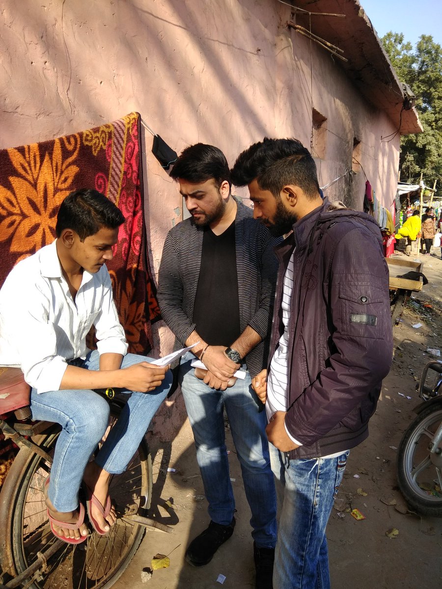 we_mendlife's tweet photo. #MendlifeFoundation #Canvassing_In_Faridabad #UnderPrivileged #FreeEducation https://t.co/xpfixw6oyY