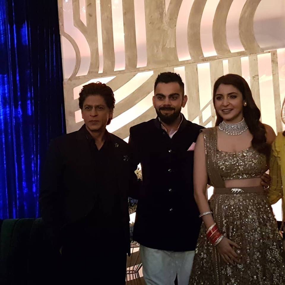  @AnushkaSharma &  @imVkohli with  @iamsrk &  #RanbirKapoor at their reception in Mumbai   #VirushkaReception  #Virushka