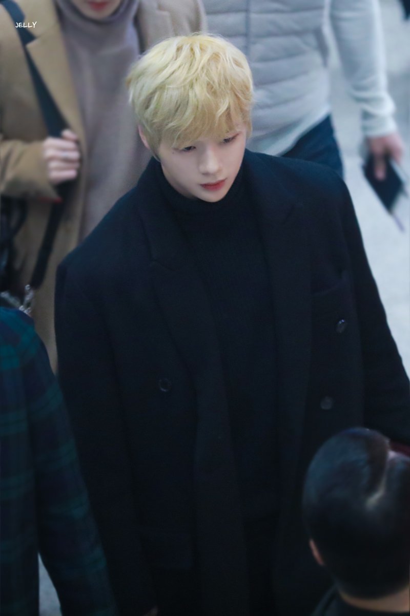 왕다니엘 강생겼다 | 인스티즈